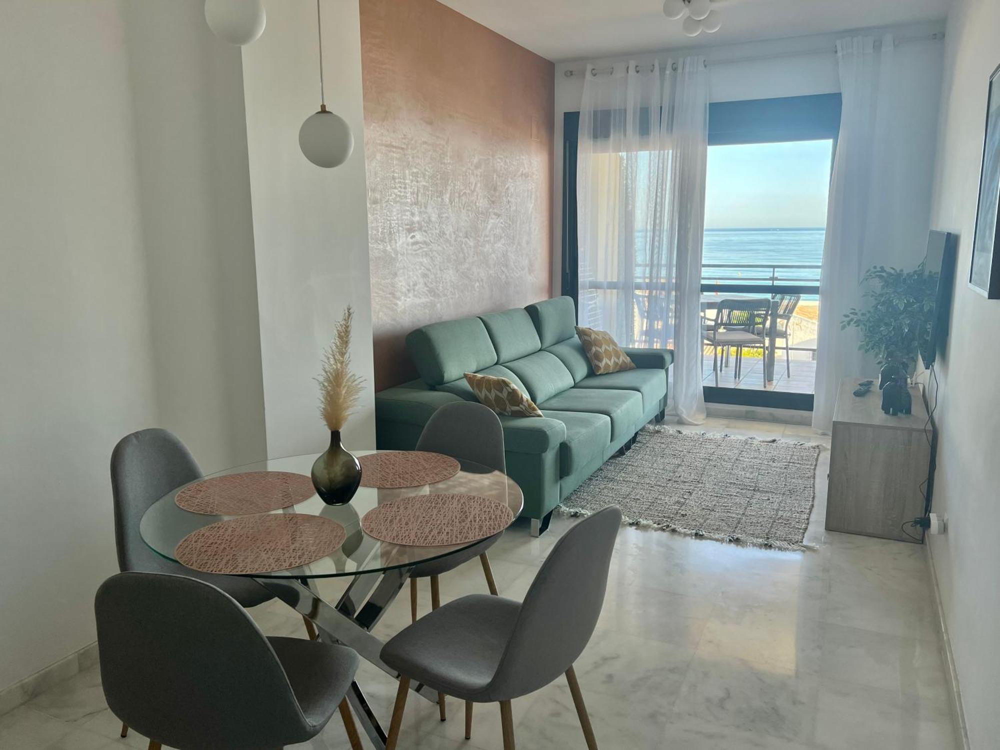 Breathtaking Sea View Apartment Estepona
